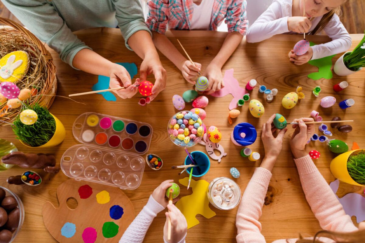 Celebrando la Pascua: Tradiciones y Diversión en Familia