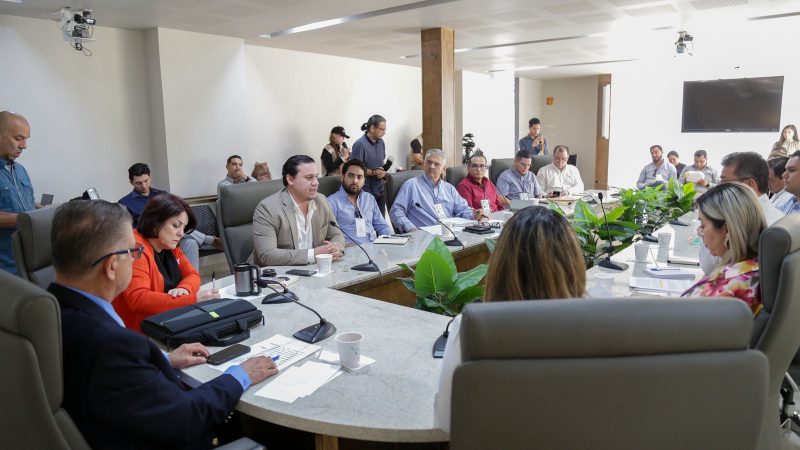 Congreso de Sonora analiza con grupos iniciativa que regula plataformas digitales de hospedaje