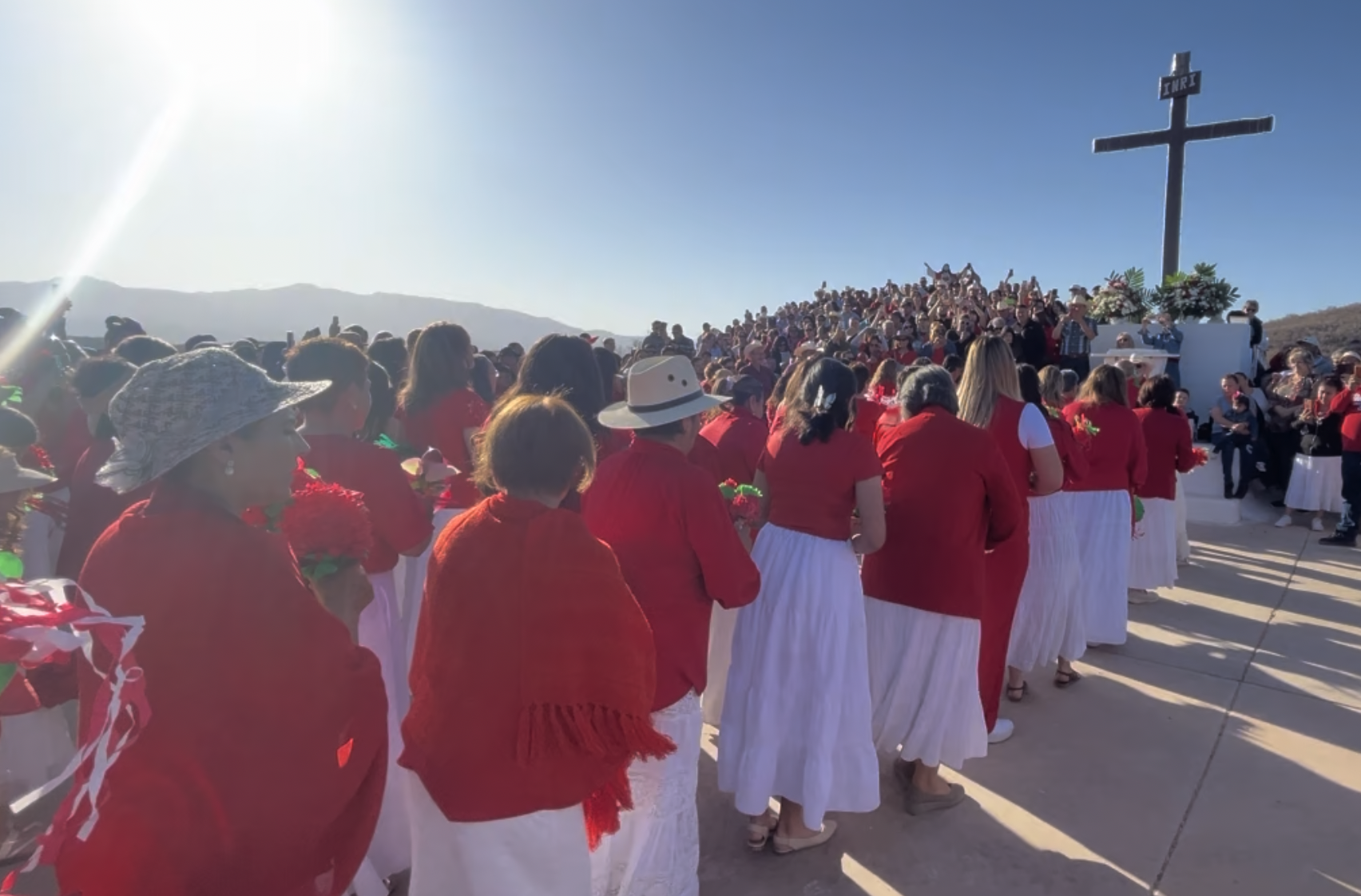 Sonora celebra con fervor y tradición el Día de la Santa Cruz