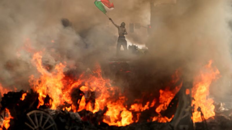 Disturbios en Los Ángeles durante protestas contra las redadas migratorias