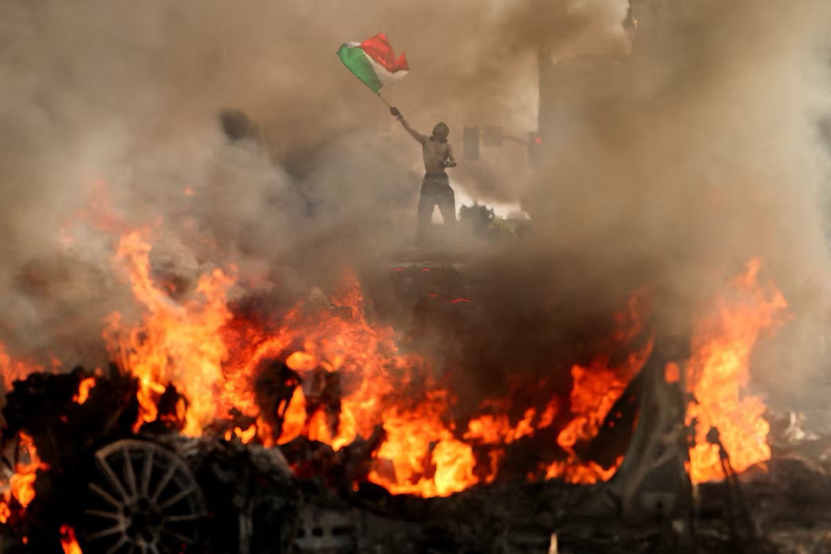 Disturbios en Los Ángeles durante protestas contra las redadas migratorias