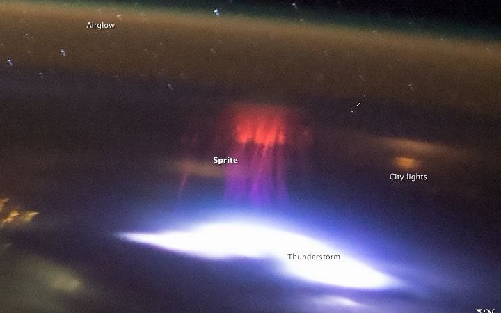 Fenómeno ‘Sprite’ sobre México captado por astronauta